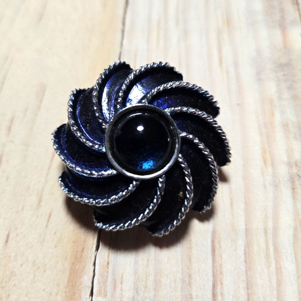 Avon Vintage 1971 Moonwind Cobalt Blue Silver Tone Cabochon Brooch Scarf Clip